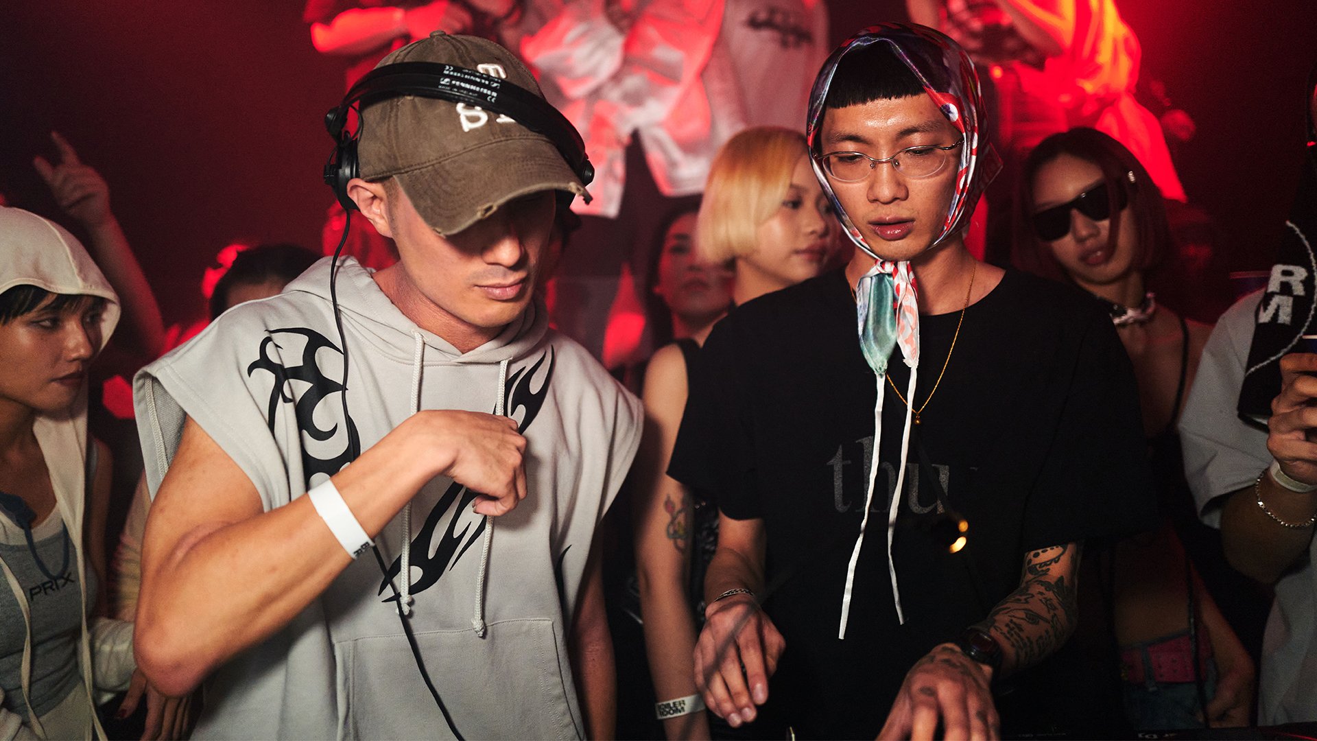 Photo of set Ao Wu B2B Troubl3p.