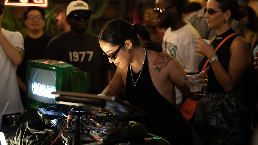 Photo of set Berrakka.