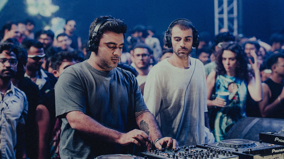 Photo of set Bhish b2b Chhabb.