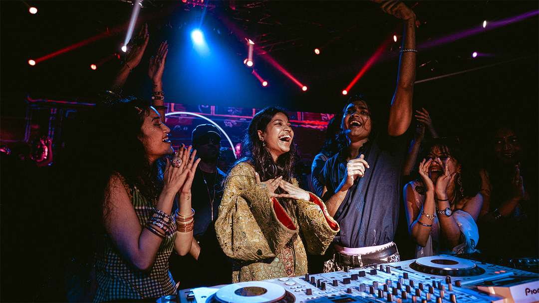 Photo of set Jonaki.