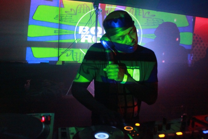 Photo of set Elbert Phillips.