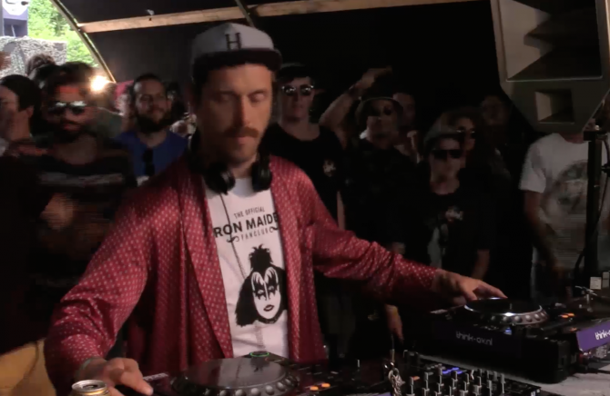 Photo of set Awanto 3.