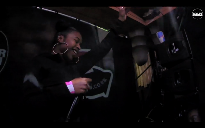 Photo of set Nadia Rose.