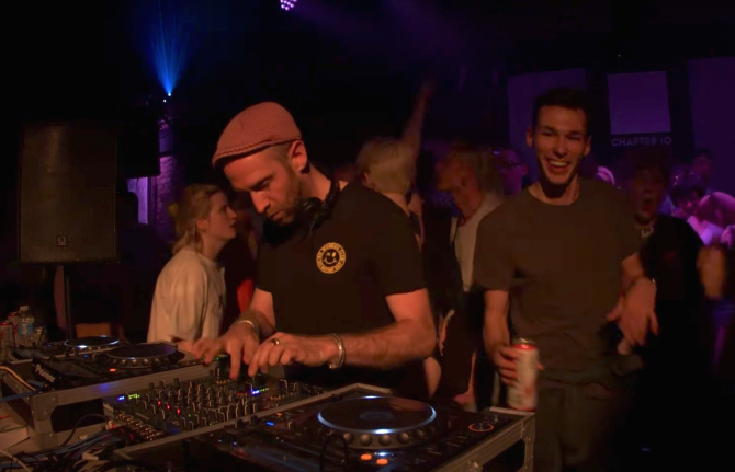 Photo of set Gideön.