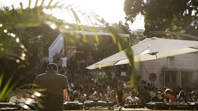 Photo of set Best Summer Jams.