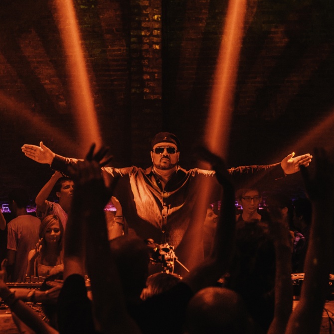 Photo of set The Egyptian Lover.