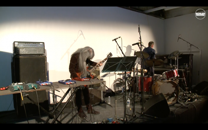 Photo of set Keiji Haino & Charles Hayward.