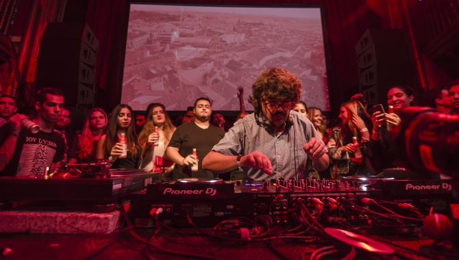 Photo of set Diego Armando.