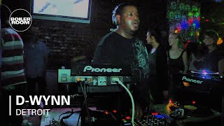 Photo of set D-Wynn.