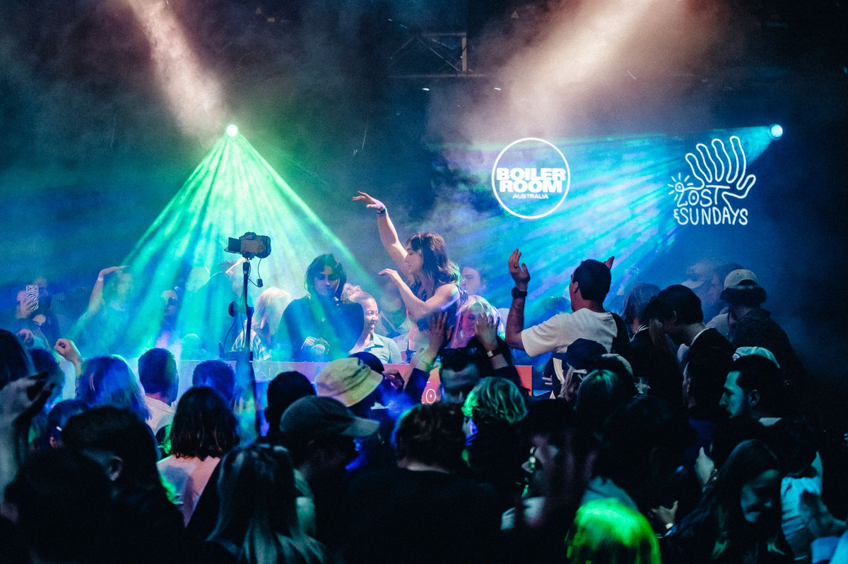 Photo of set Honey Point.