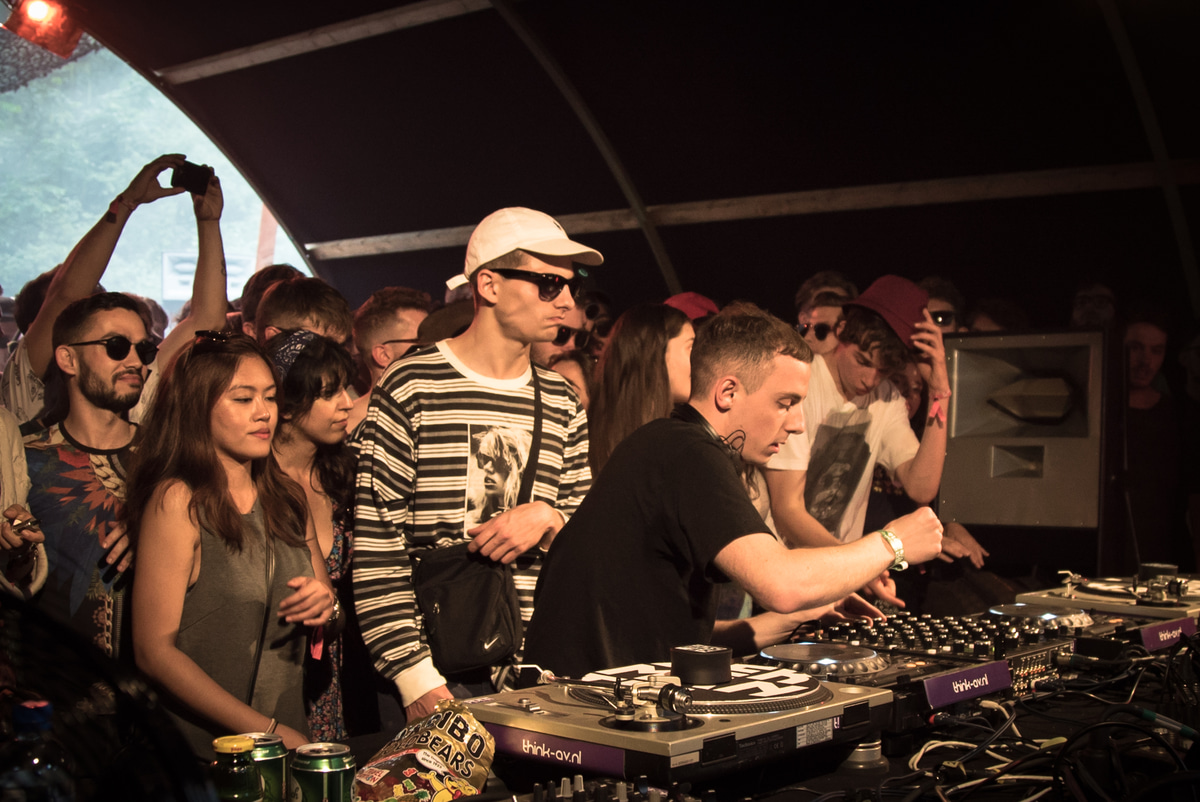 Photo of set Palms Trax.