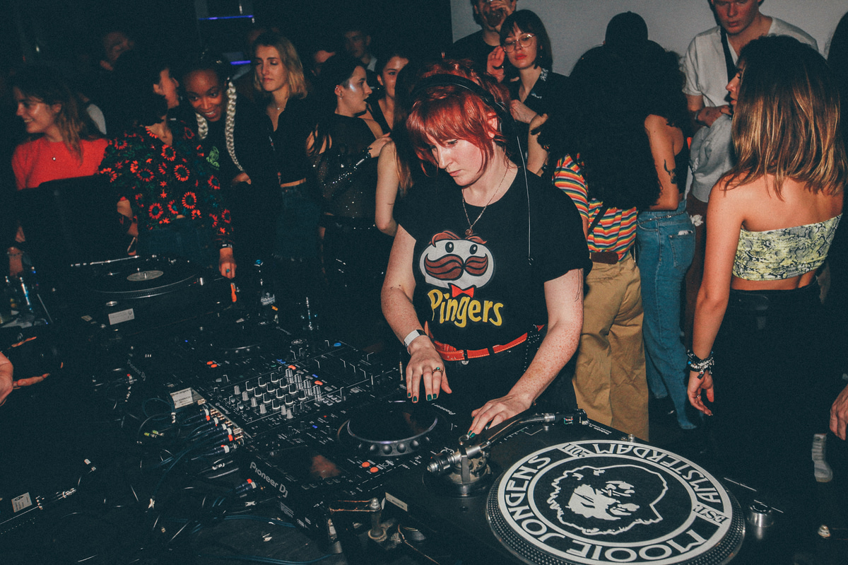 Photo of set Saoirse.