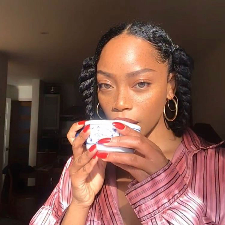 Photo of set San Farafina.