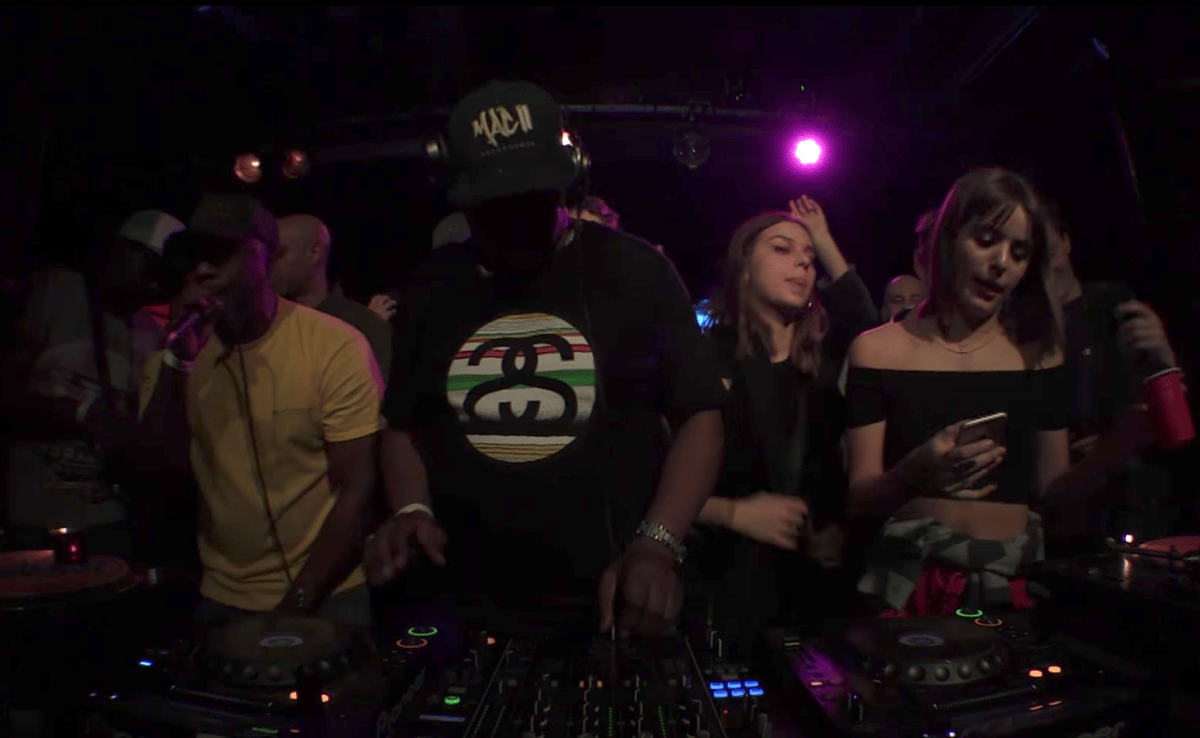 Photo of set Randall & MC GQ.