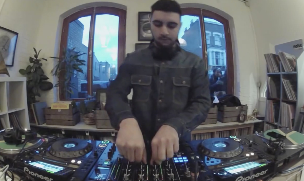 Photo of set Faze Miyake.