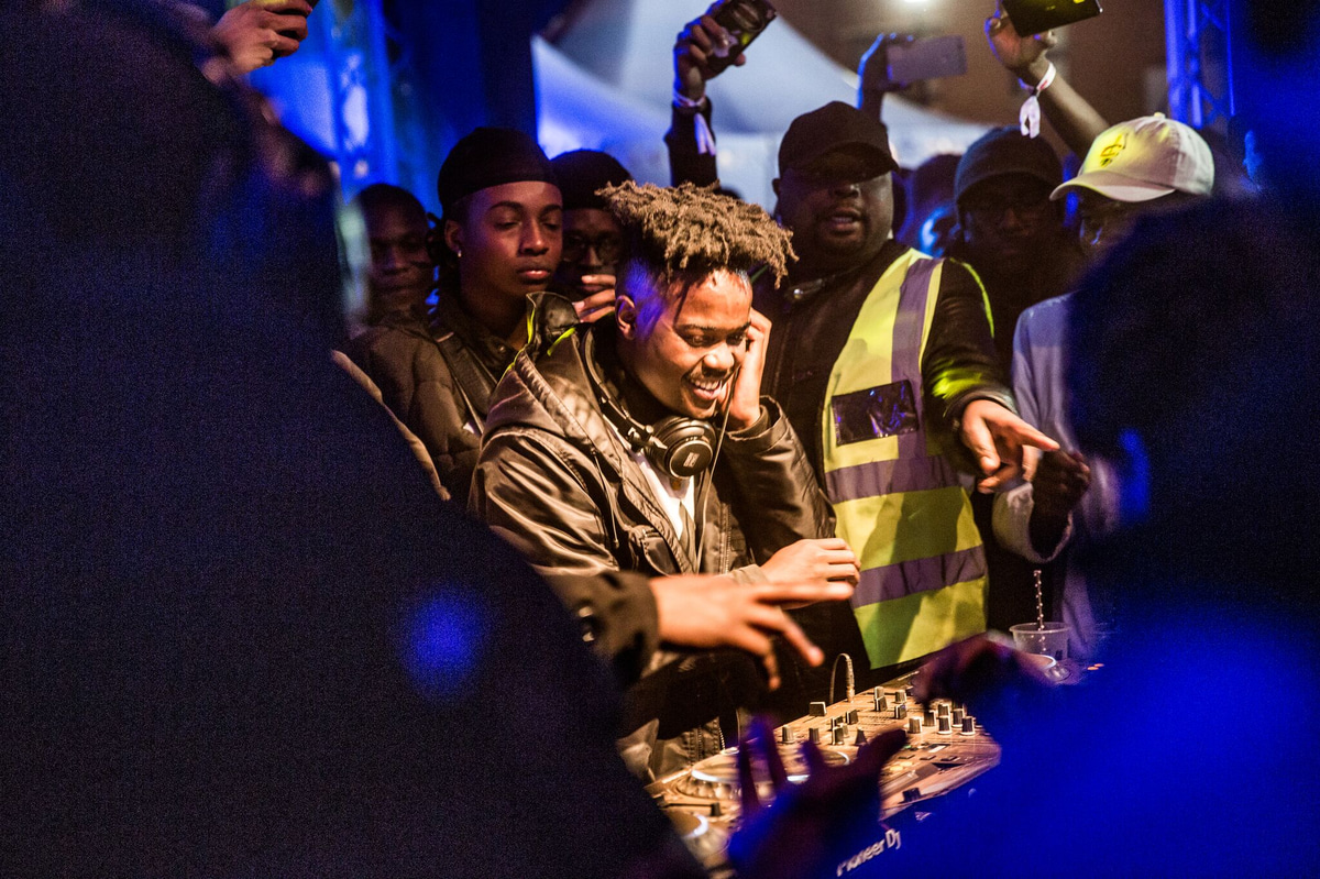 Photo of set Uncle Partytime.