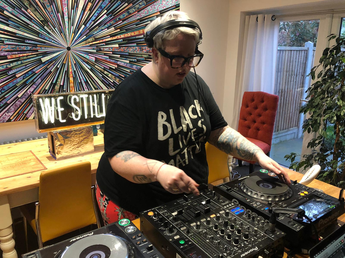 Photo of set The Blessed Madonna.