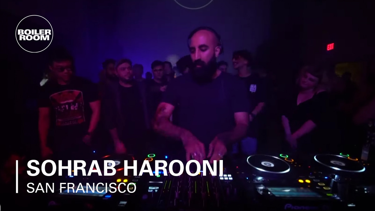 Photo of set Sohrab Harooni.