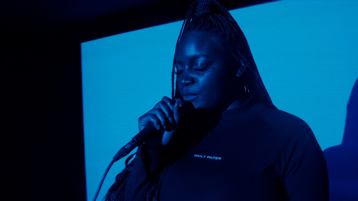 Photo of set Belinda Zhawi.