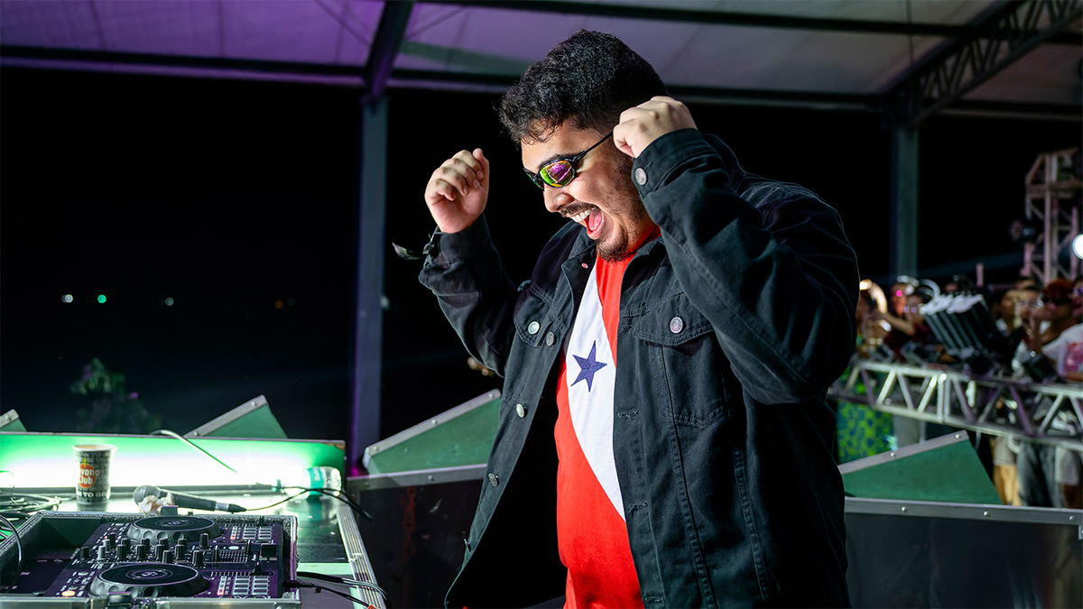 Photo of set DJ Verdelho.