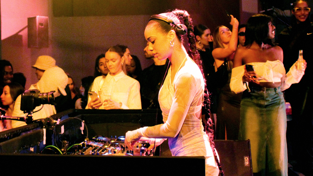 Photo of set Jeune Pouce.