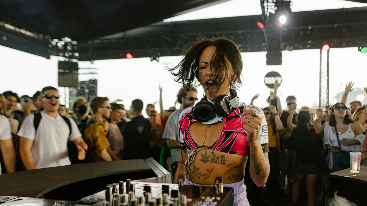 Photo of set Rosa Pistola.