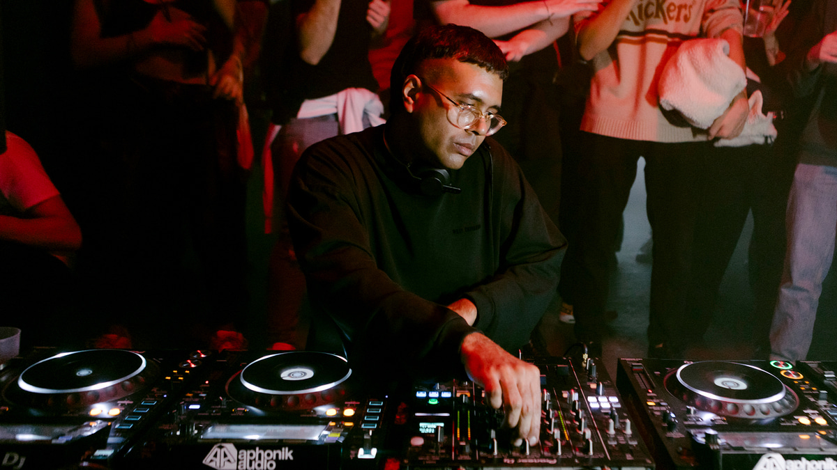 Photo of set Safety Trance.