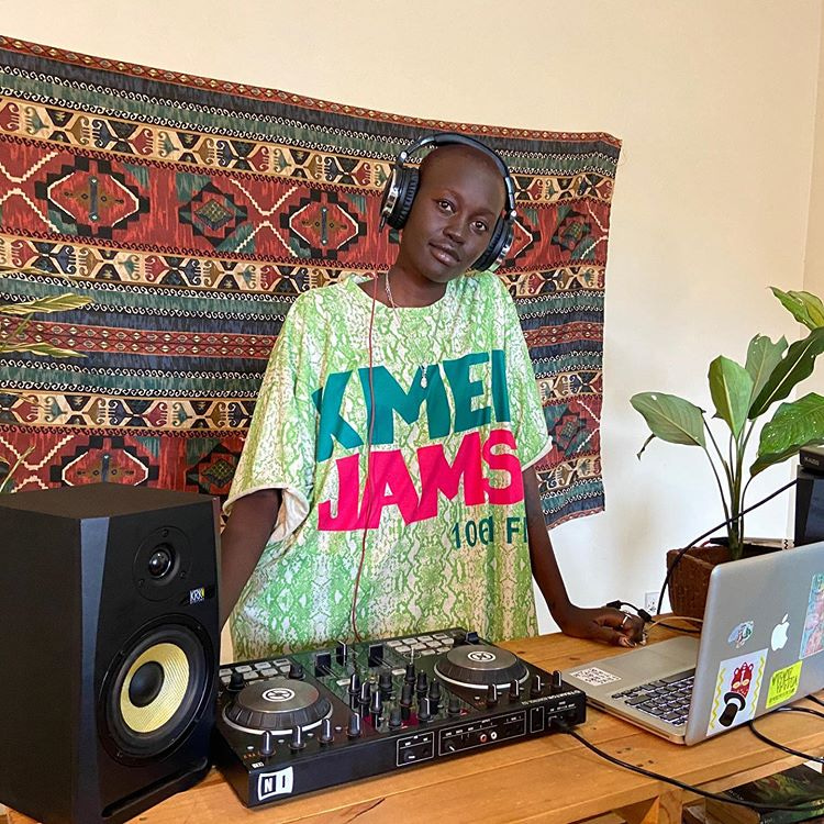 Photo of set Turkana.