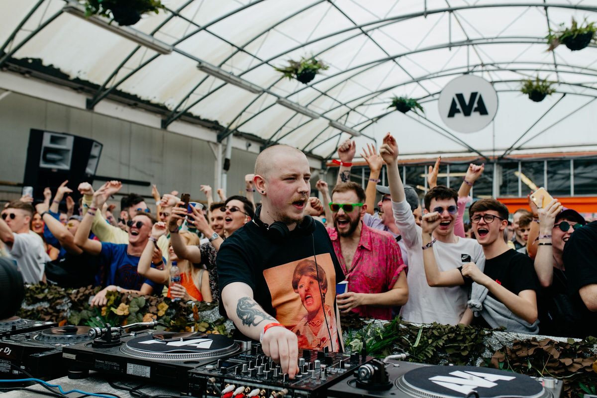 Photo of set Carlton Doom.