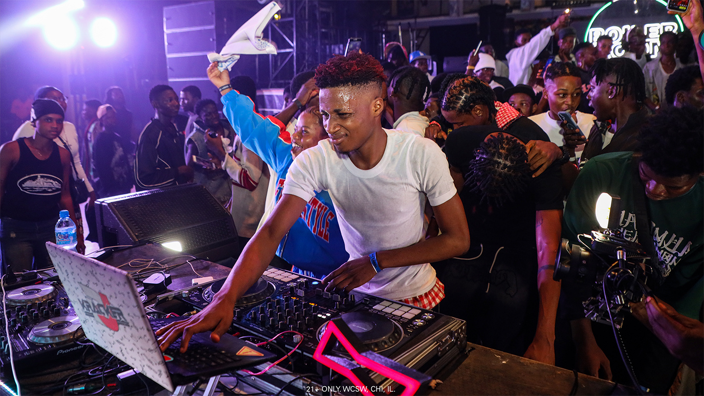 Photo of set DJ Kracker.